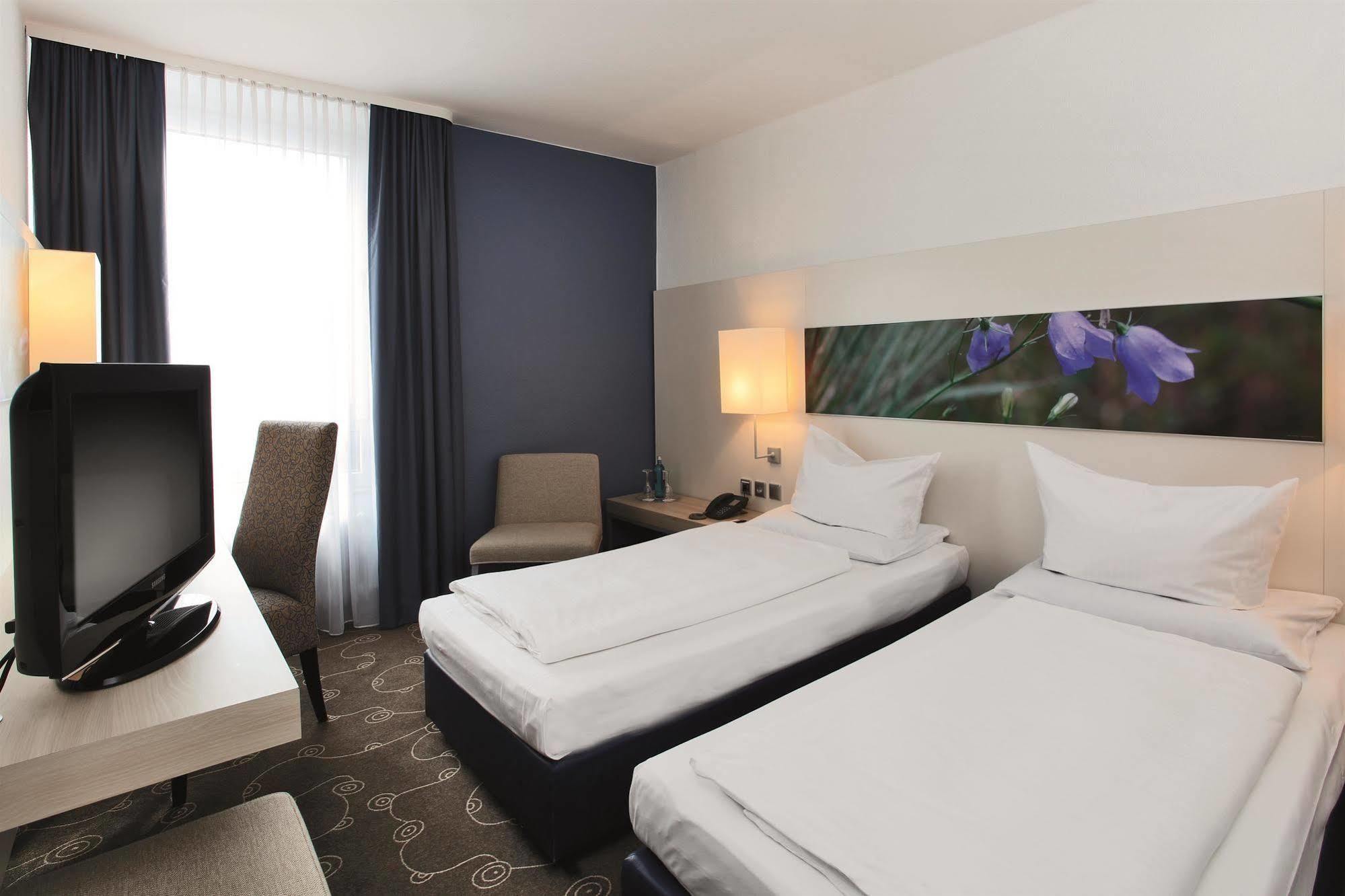 H+ Hotel Siegen Exterior photo